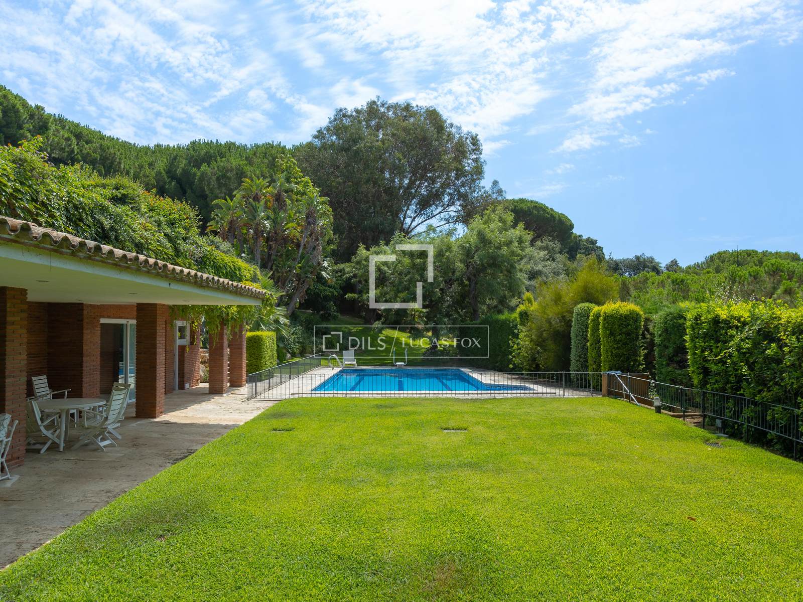 Villa a Sant Vicenc De Montalt, Barcelona, Spagna 7 camere da letto, 637 mq. N° 192714
