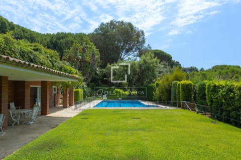 Villa till salu i Sant Vicenc De Montalt, Barcelona, Spanien 7 sovrum, 637 kvm. Nr. 192714 - foto 24