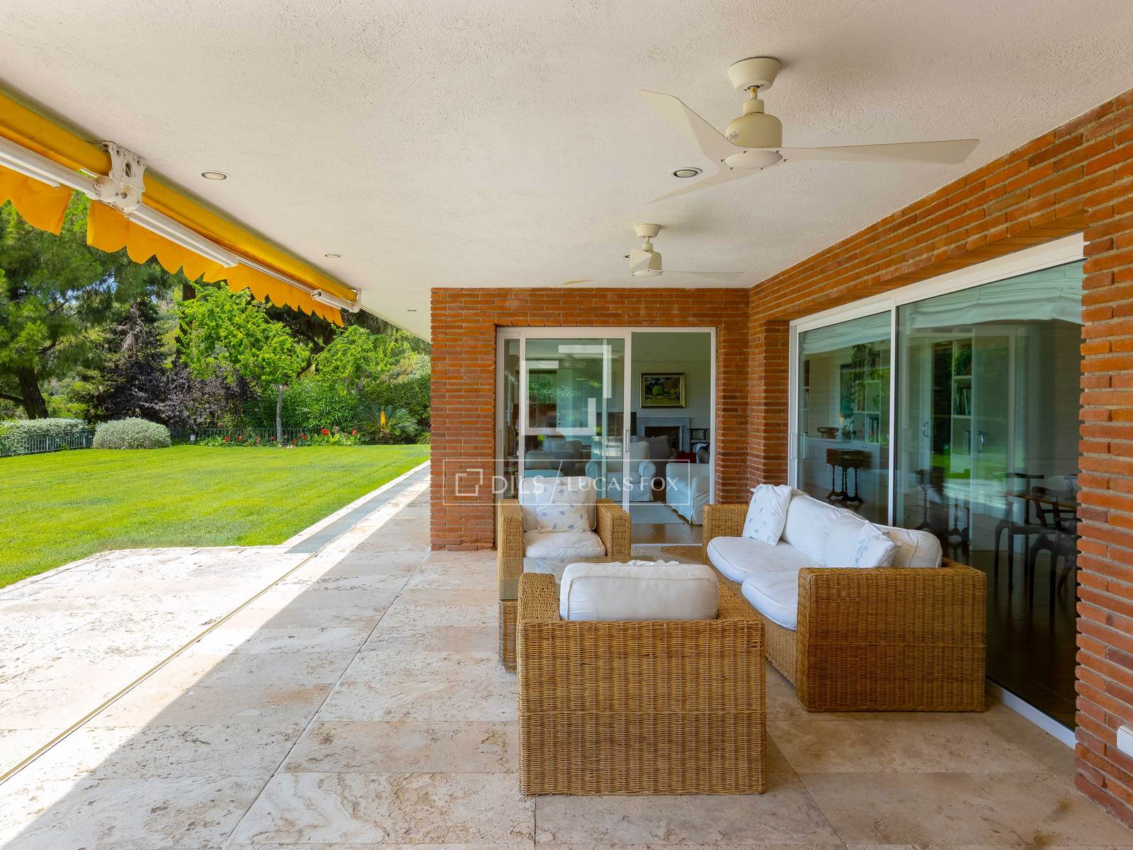 Villa a Sant Vicenc De Montalt, Barcelona, Spagna 7 camere da letto, 637 mq. N° 192714