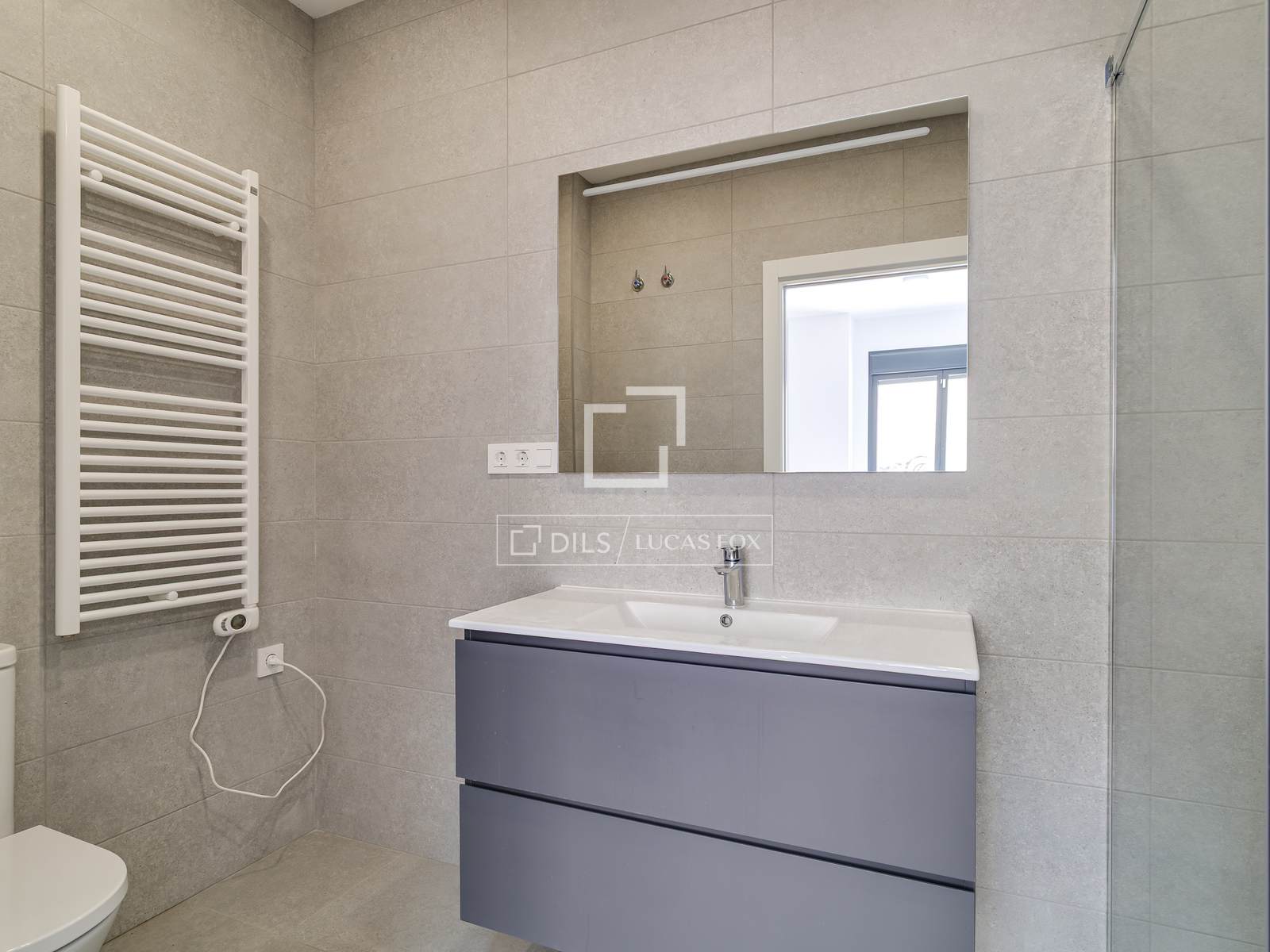 Apartment à L'Hospitalet de Llobregat, Barcelona, Espagne 3 chambres, 90 m2 No. 192708