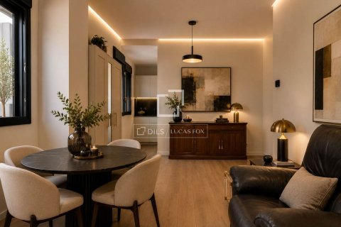 Huoneisto L'Hospitalet de Llobregat, Barcelona, Espanja 3 makuuhuonetta, 90 m2 No. 192708