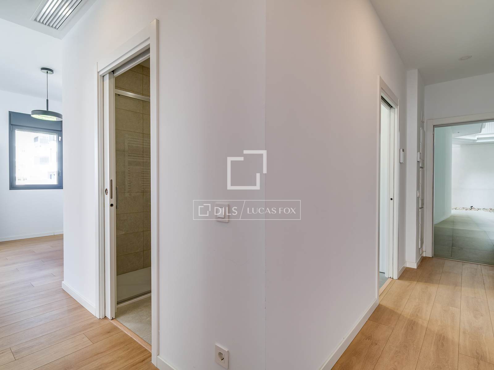 Apartment à L'Hospitalet de Llobregat, Barcelona, Espagne 3 chambres, 90 m2 No. 192708
