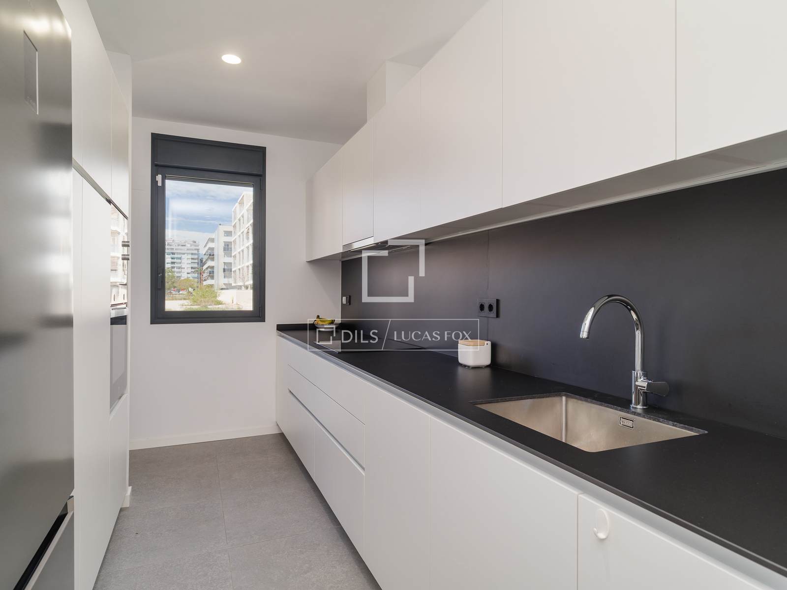 Apartment à L'Hospitalet de Llobregat, Barcelona, Espagne 3 chambres, 90 m2 No. 192708