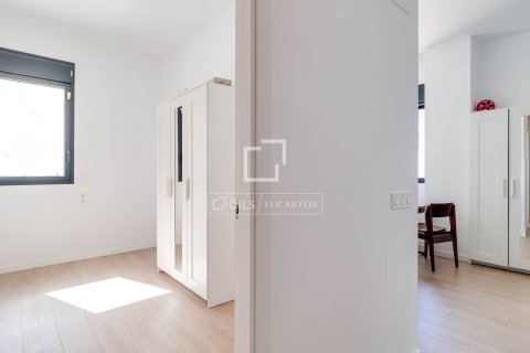 Huoneisto myytävänä L'Hospitalet de Llobregat, Barcelona, Espanja, 3 makuuhuonetta, 90 m2 No. 192708 - kuva 29