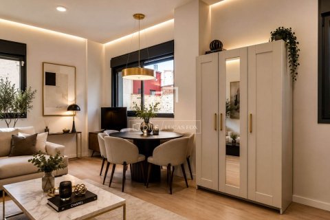Huoneisto myytävänä L'Hospitalet de Llobregat, Barcelona, Espanja, 3 makuuhuonetta, 90 m2 No. 192708 - kuva 7