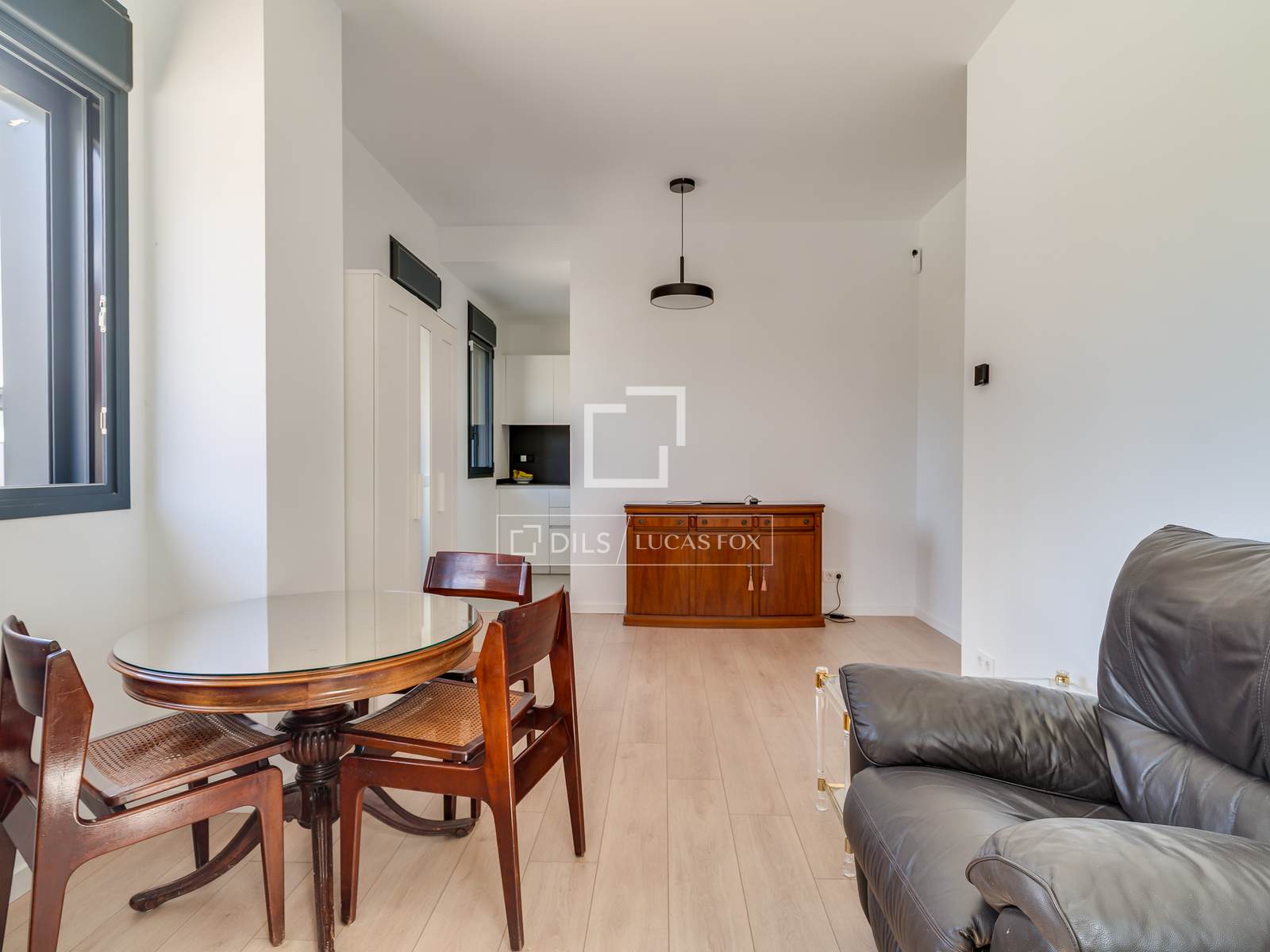 Apartment à L'Hospitalet de Llobregat, Barcelona, Espagne 3 chambres, 90 m2 No. 192708