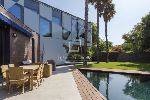 Villa en Sitges, Barcelona, España 5 dormitorios, 890 m2 No. 192713