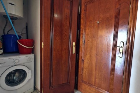 Apartamento en venta en Torrevieja, Alicante, España 2 dormitorios, 63 m2 No. 148016 - foto 19