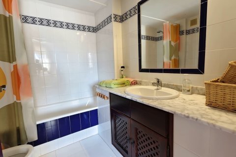 Apartamento en venta en Torrevieja, Alicante, España 2 dormitorios, 63 m2 No. 148016 - foto 26