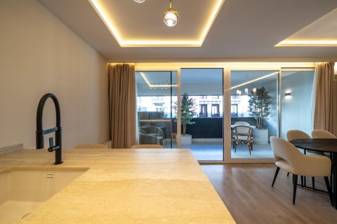 Продажа квартиры в Мадрид, Испания 3 спальни, 150м2 №165894 - фото 16