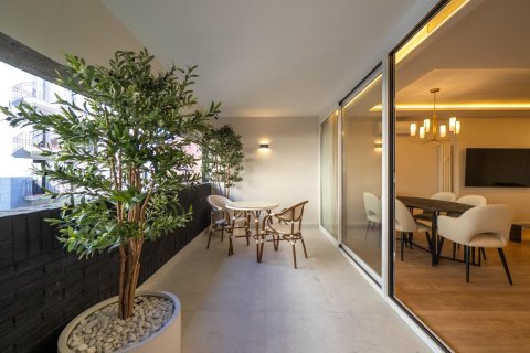 Продажа квартиры в Мадрид, Испания 3 спальни, 150м2 №165894 - фото 2
