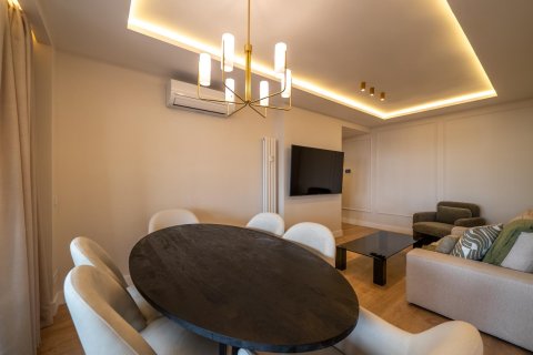 Продажа квартиры в Мадрид, Испания 3 спальни, 150м2 №165894 - фото 10