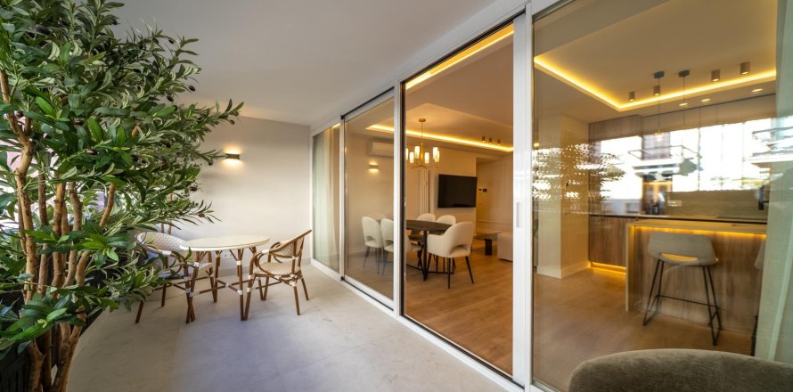 Квартира в Мадрид, Испания 3 спальни, 150м2 №165894