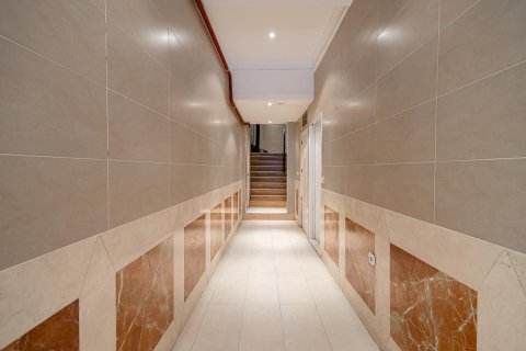 Apartamento en venta en Madrid, España 3 dormitorios, 96 m2 No. 180084 - foto 10