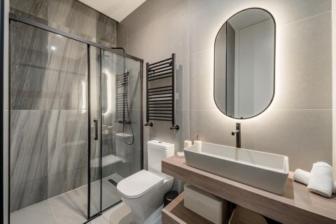 Apartamento en venta en Madrid, España 3 dormitorios, 96 m2 No. 180084 - foto 9