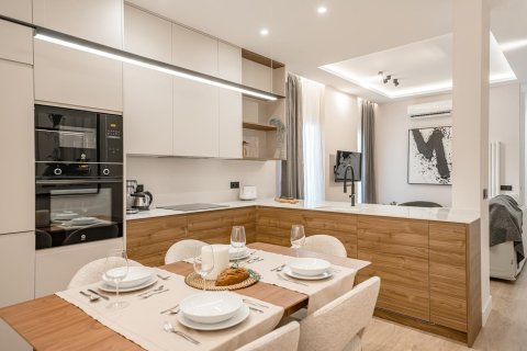 Apartamento en Madrid, España 3 dormitorios, 96 m2 No. 180084