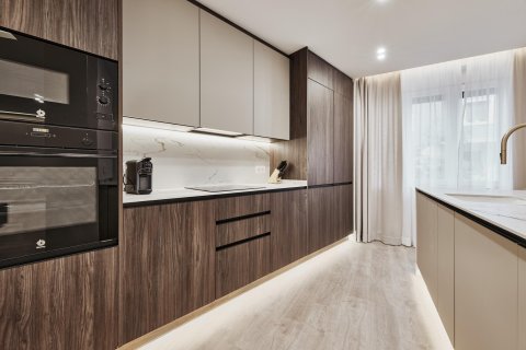 Apartamento en venta en Madrid, España 3 dormitorios, 134 m2 No. 180083 - foto 7