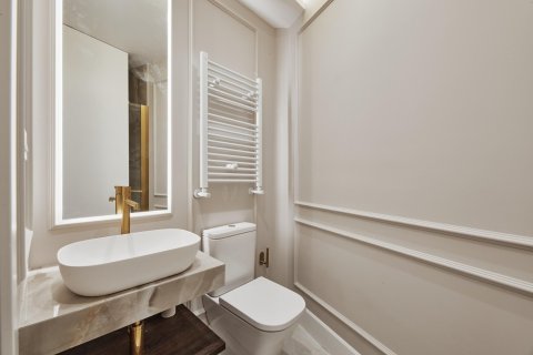 Apartamento en venta en Madrid, España 3 dormitorios, 134 m2 No. 180083 - foto 17