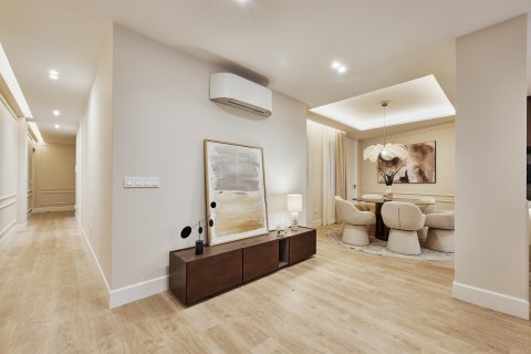 Apartamento en venta en Madrid, España 3 dormitorios, 134 m2 No. 180083 - foto 10