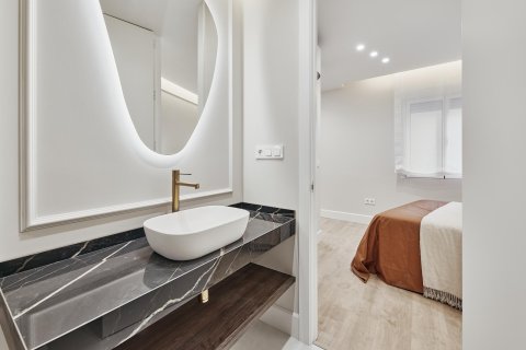 Apartamento en venta en Madrid, España 3 dormitorios, 134 m2 No. 180083 - foto 29