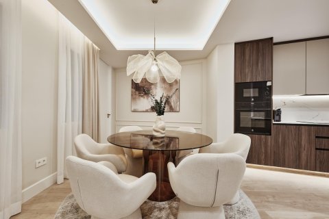 Apartamento en venta en Madrid, España 3 dormitorios, 134 m2 No. 180083 - foto 12
