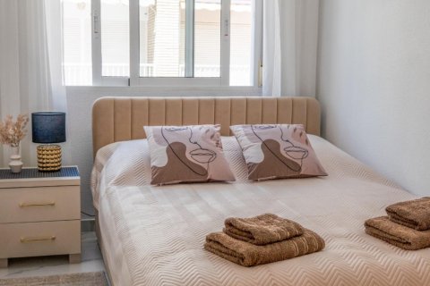 Dzīvoklis pārdošanā Torrevieja, Alicante, Spānijā 3 istabas, 86 m2 Nr. 177477 - attēls 11