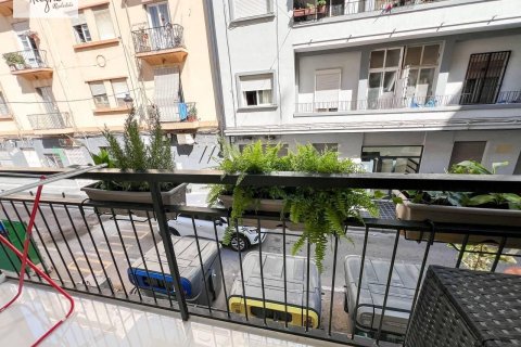 Apartment for sale in Valencia, Spain 3 bedrooms, 115 sq.m. No. 177478 - photo 21