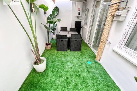 Apartment for sale in Valencia, Spain 3 bedrooms, 115 sq.m. No. 177478 - photo 12