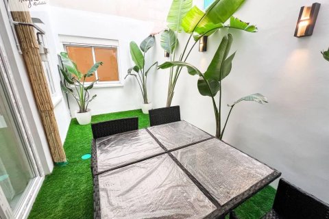 Apartment for sale in Valencia, Spain 3 bedrooms, 115 sq.m. No. 177478 - photo 11