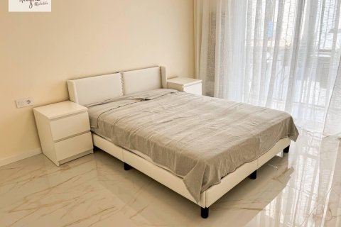 Apartment for sale in Valencia, Spain 3 bedrooms, 115 sq.m. No. 177478 - photo 19