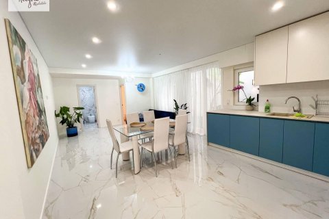 Apartment for sale in Valencia, Spain 3 bedrooms, 115 sq.m. No. 177478 - photo 2