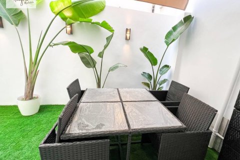 Apartment for sale in Valencia, Spain 3 bedrooms, 115 sq.m. No. 177478 - photo 10