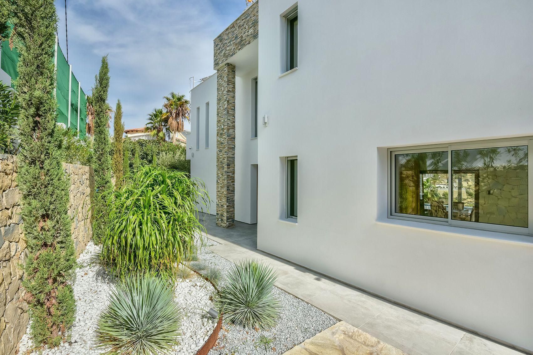 Villa à Calpe, Alicante, Espagne 3 chambres, 600 m2 No. 95647