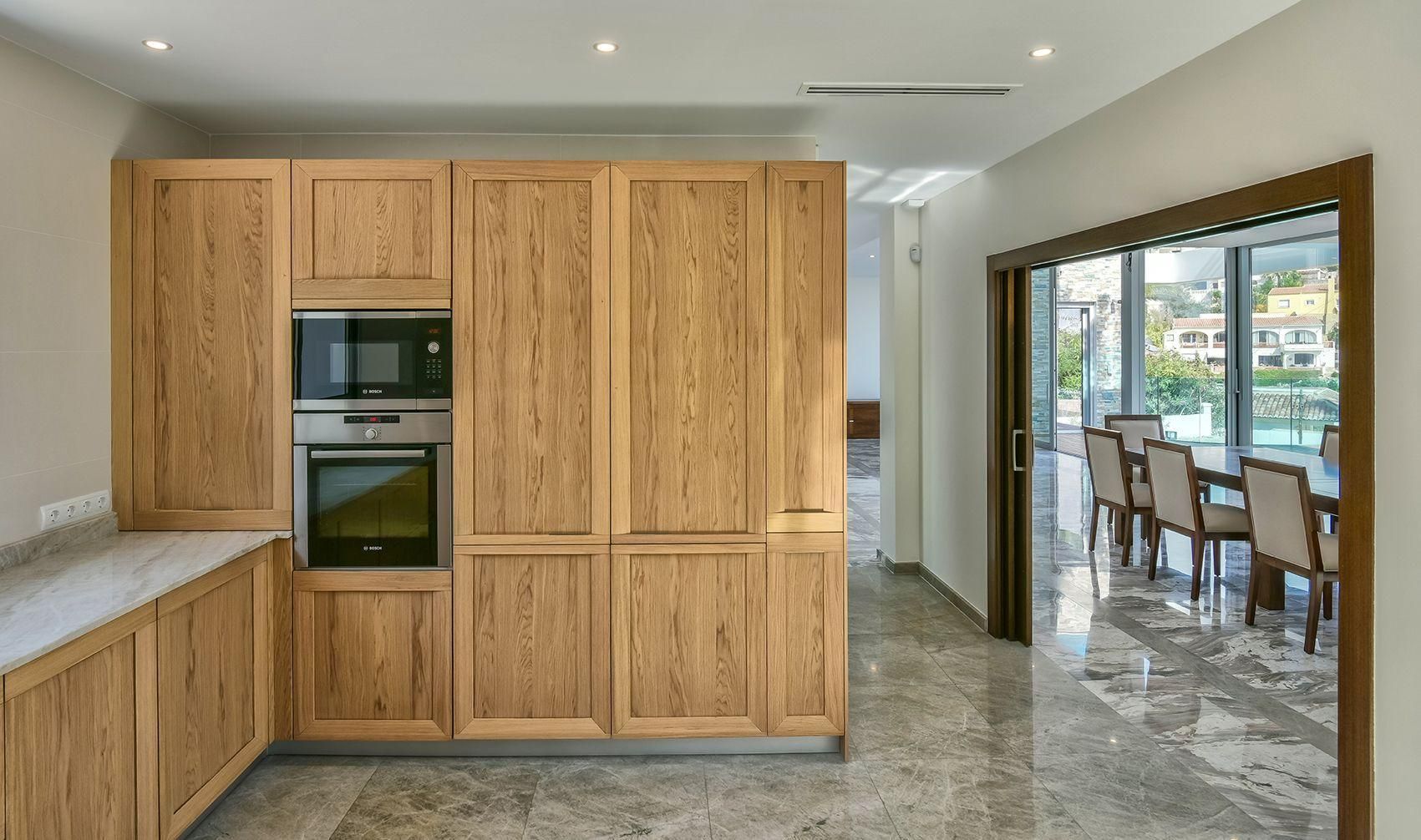 Villa à Calpe, Alicante, Espagne 3 chambres, 600 m2 No. 95647