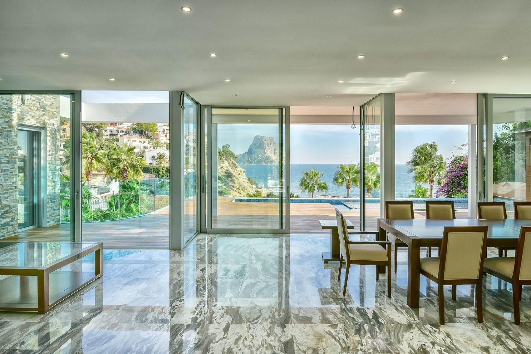 Villa à Calpe, Alicante, Espagne 3 chambres, 600 m2 No. 95647