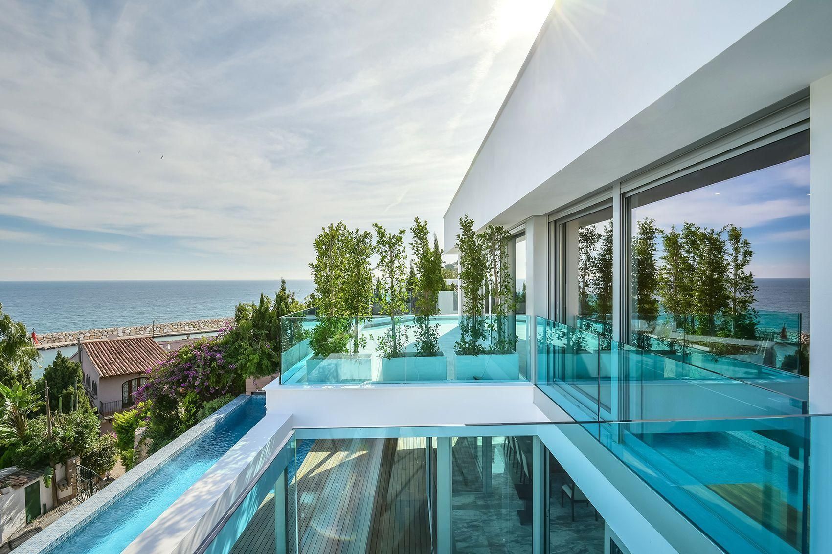 Villa à Calpe, Alicante, Espagne 3 chambres, 600 m2 No. 95647