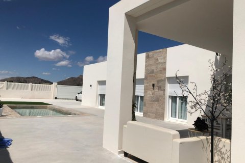 Villa à vendre à Pinoso, Alicante, Espagne, 3 chambres, 148 m2 No. 193407 - photo 9
