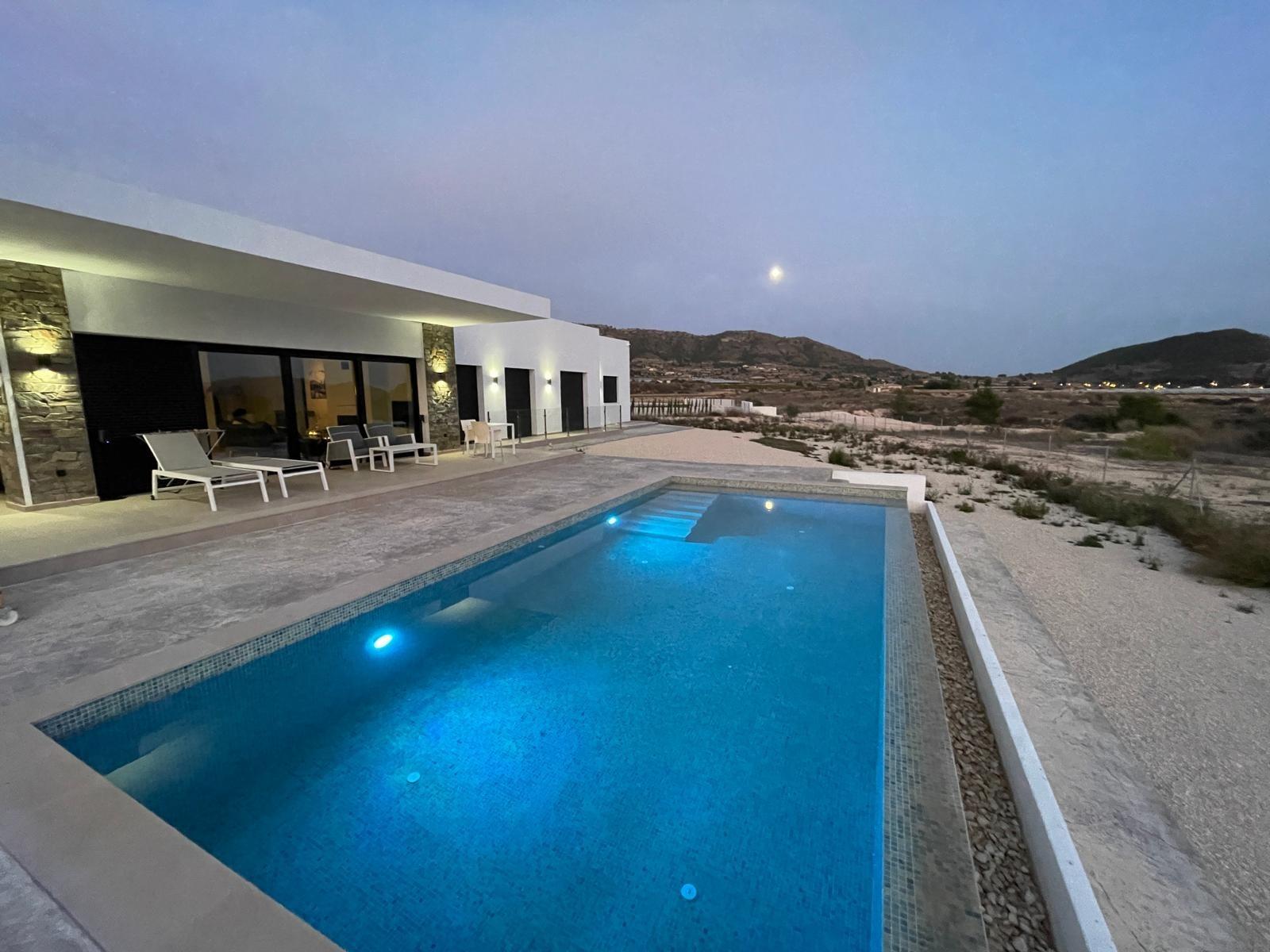 Villa Pinoso, Alicante, Spānijā 3 istabas, 209 m2 Nr. 193405