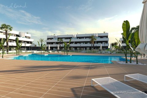 Huoneisto myytävänä Guardamar del Segura, Alicante, Espanja, 3 makuuhuonetta, 103 m2 No. 154418 - kuva 2