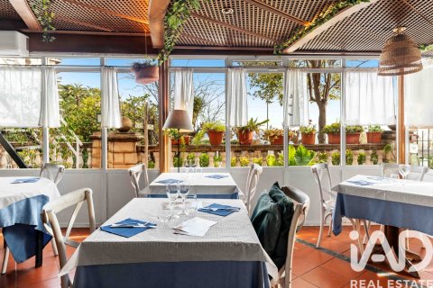 Propiedad comercial en venta en Sant Pol de Mar, Barcelona, España 317 m2 No. 152537 - foto 2