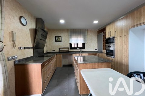 Hus till salu i Roquetes, Tarragona, Spanien 5 sovrum, 306 kvm. Nr. 152531 - foto 10