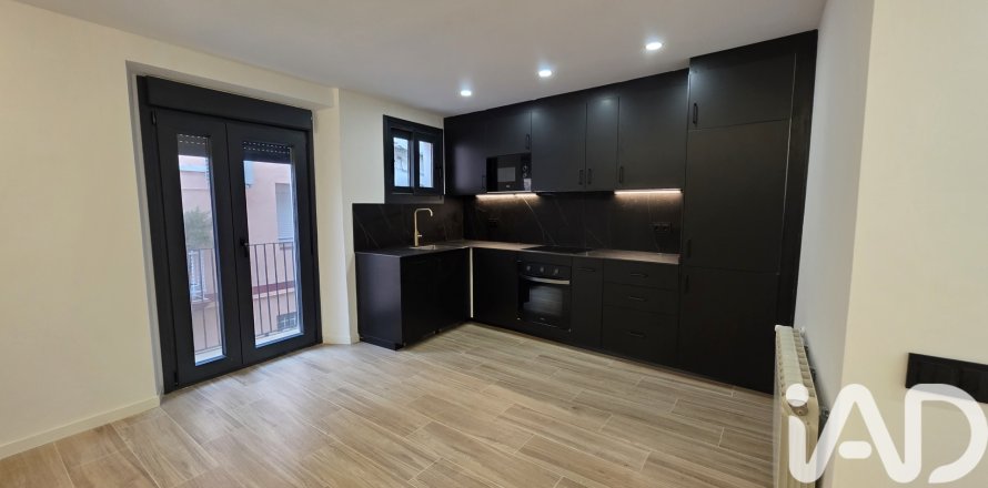 Talo Almenar, Lleida, Espanja 4 makuuhuonetta, 166 m2 No. 152534