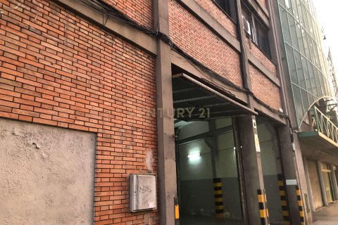 Commercial property for sale in Barcelona, Spain 9 bedrooms, 1076 sq.m. No. 166873 - photo 19
