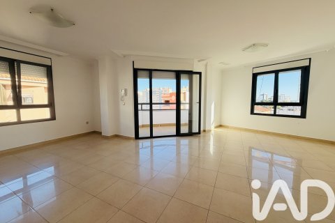 Apartment à El Campello, Alicante, Espagne 4 chambres, 175 m2 No. 152480