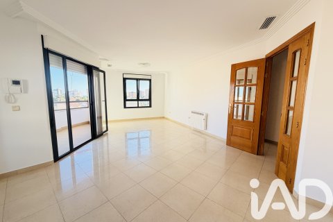 Lägenhet till salu i El Campello, Alicante, Spanien 4 sovrum, 175 kvm. Nr. 152480 - foto 2