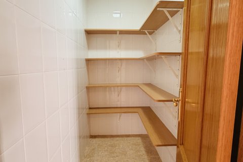 Lägenhet till salu i El Campello, Alicante, Spanien 4 sovrum, 175 kvm. Nr. 152480 - foto 21