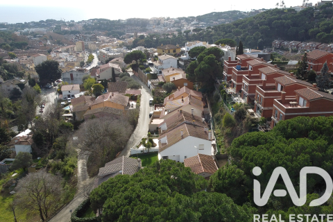 Apartament w Sant Andreu de Llavaneres, Barcelona, Hiszpania 4 sypialnie, 82 mkw. nr 152476 – zdjęcie 25