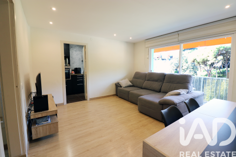 Apartment à Sant Andreu de Llavaneres, Barcelona, Espagne 4 chambres, 82 m2 No. 152476