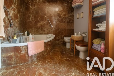 Talo myytävänä Camargo, Cantabria, Espanja, 7 makuuhuonetta, 350 m2 No. 152475 - kuva 21