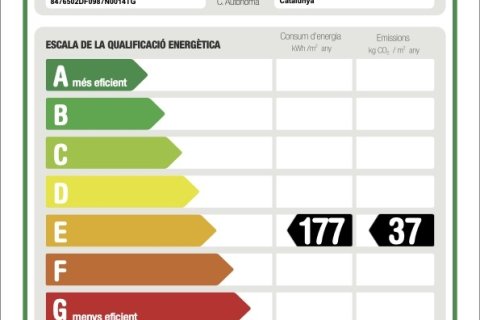 Kaupunkipientalo myytävänä Abrera, Barcelona, Espanja, 4 makuuhuonetta, 229 m2 No. 152481 - kuva 25